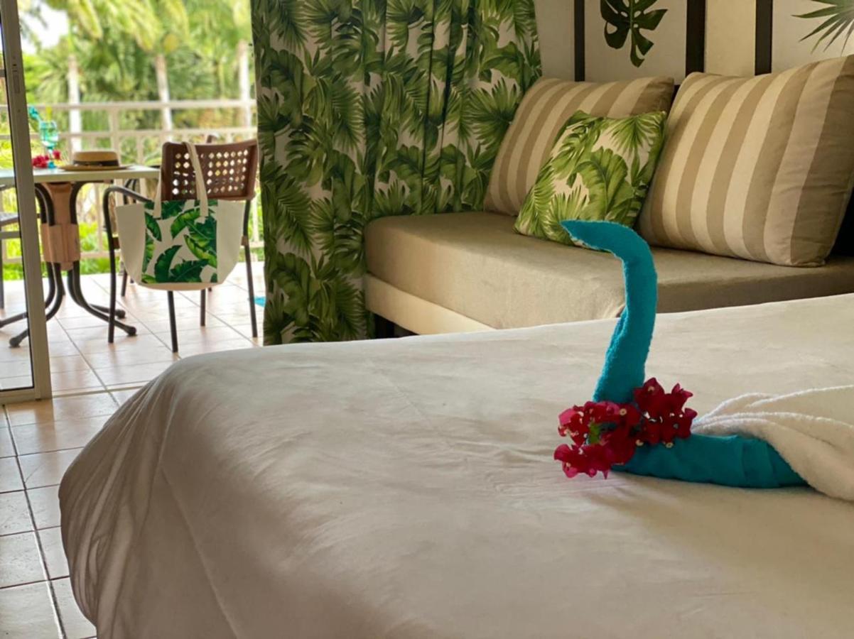 Studio Charme Creole Acces Plage 圣吕斯 外观 照片
