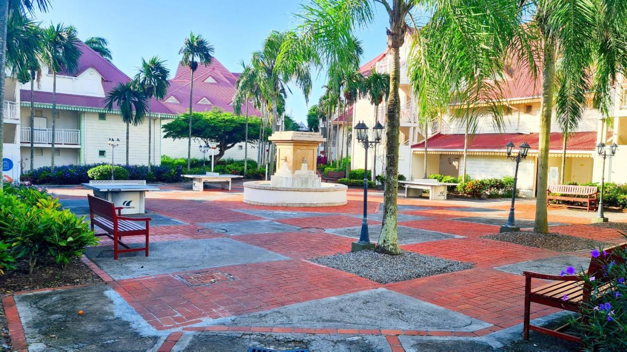 Studio Charme Creole Acces Plage 圣吕斯 外观 照片